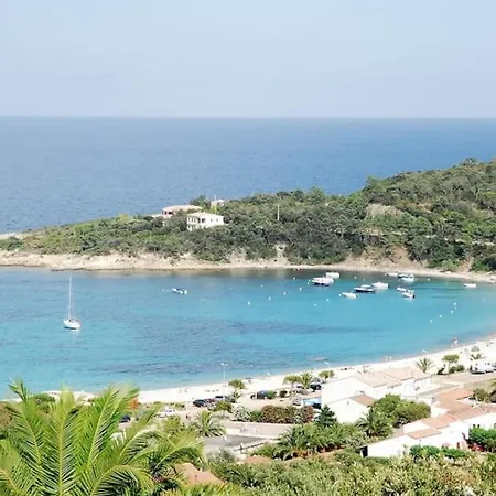 Pieds Dans L'eau - La Crique Aux Tortues * Zonza